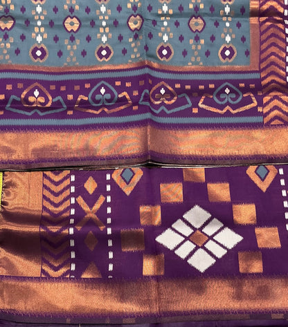 Pochampalli Semi Silk Saree Gray Colour with Magenta Border