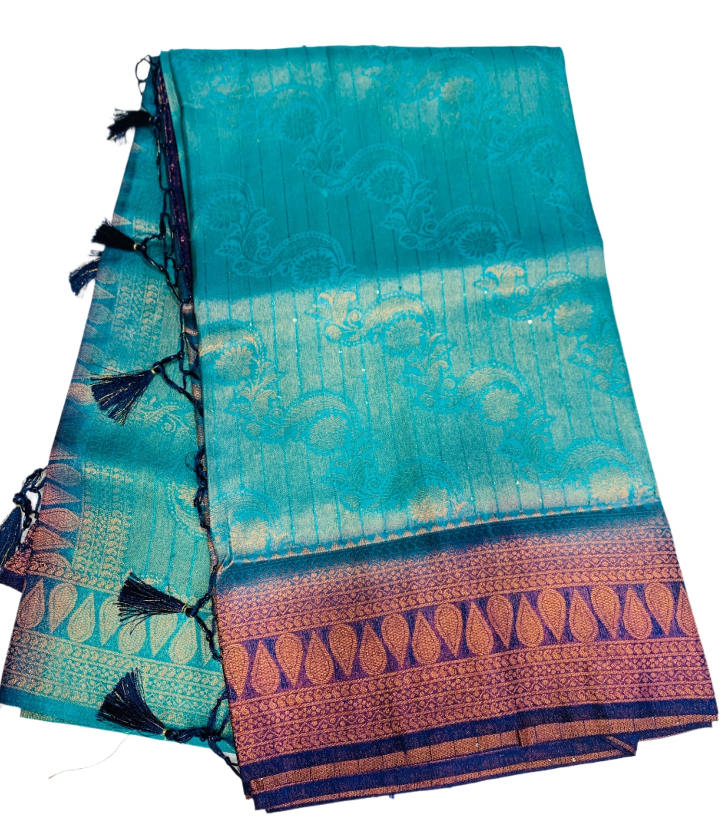 Sky Blue shade Kuberra Pattu with Navy Blue Pallu