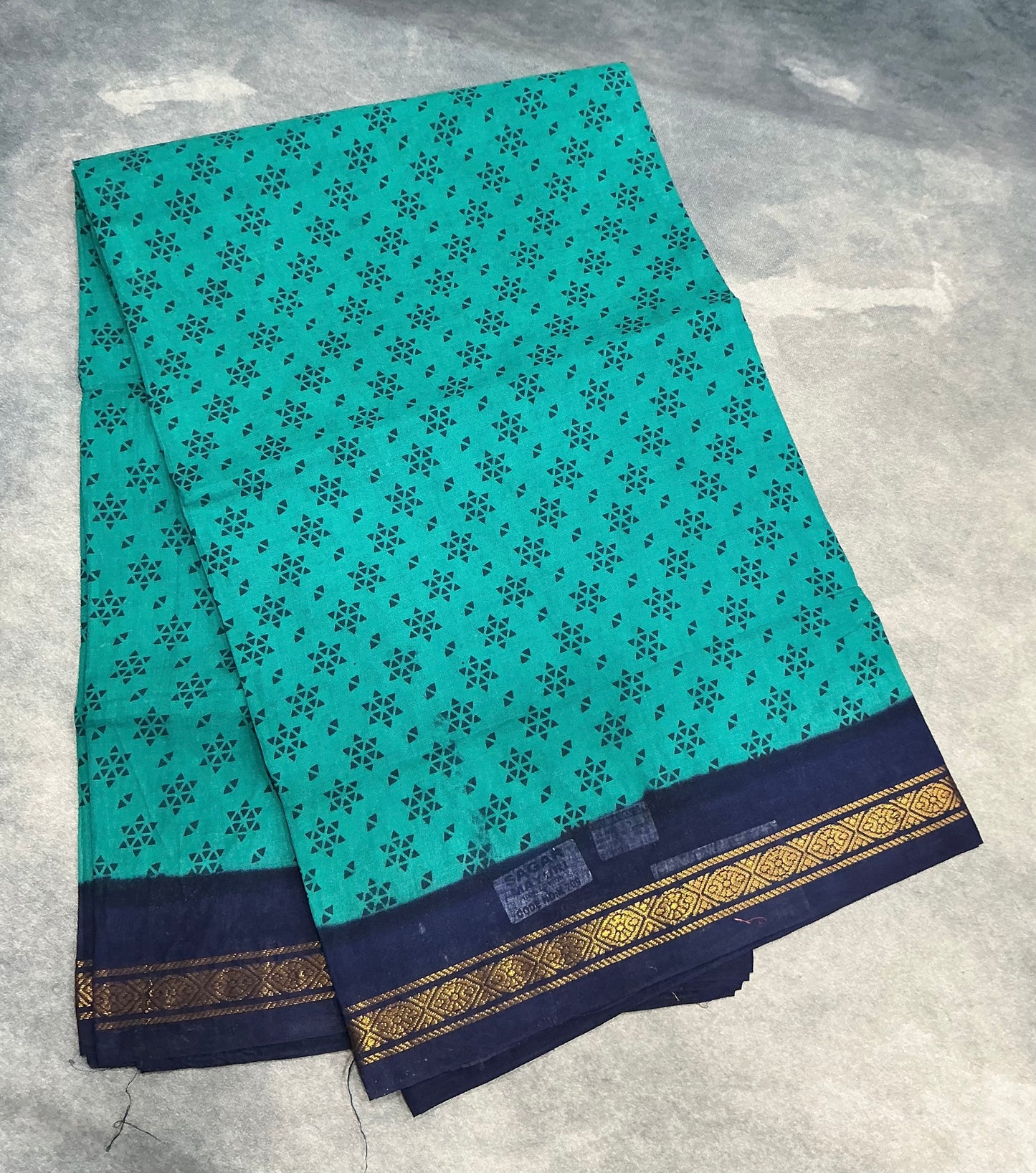Chettinad Sungudi Cotton Rama Green Colour with Navy Blue Colour Border