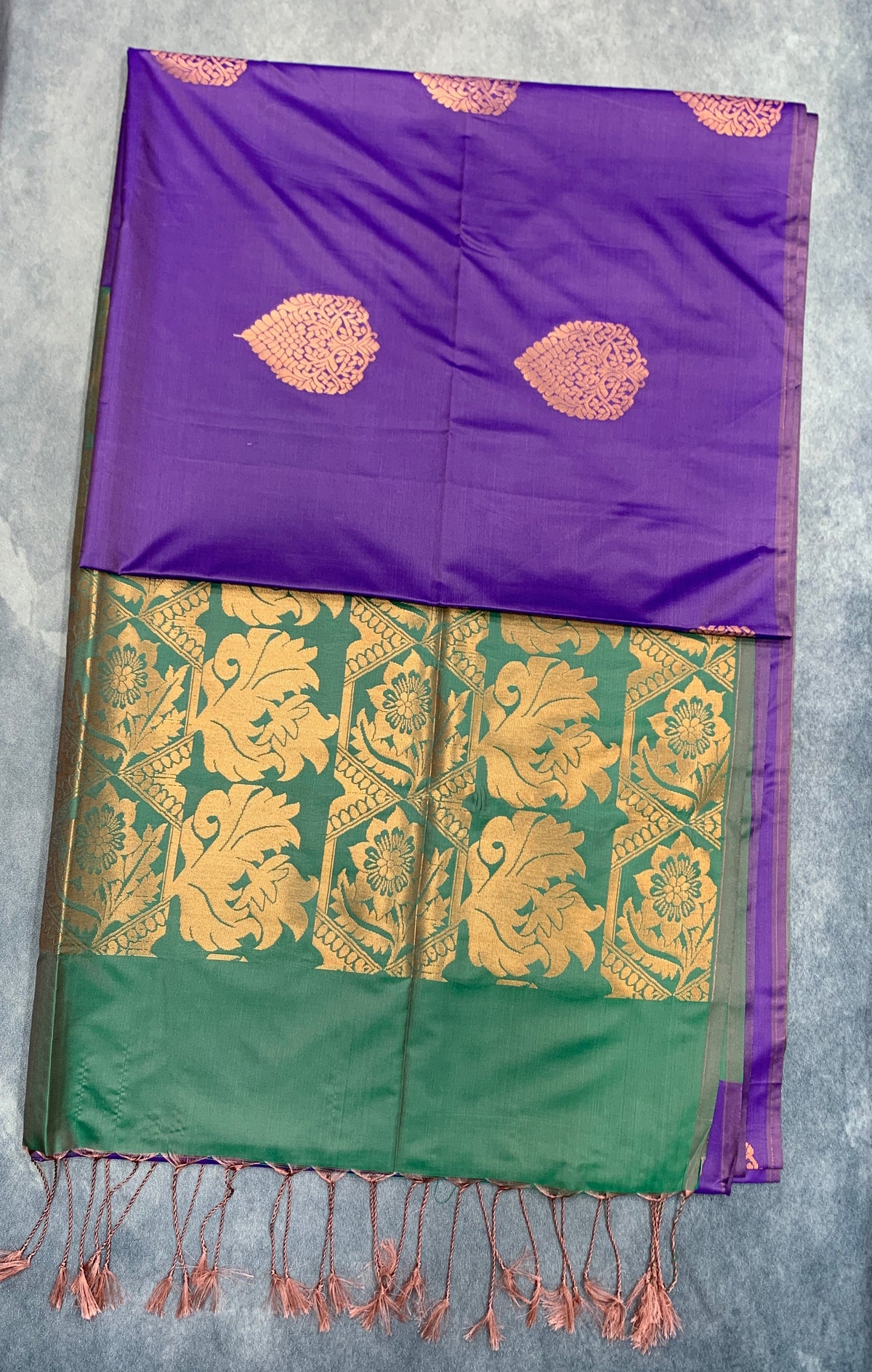 Art Silk Saree Purple Colour with Borderless