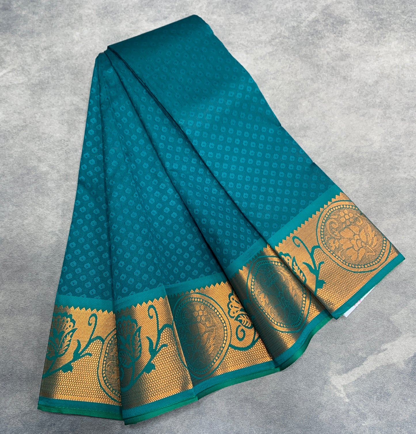 Synthetic Cotton Saree Rama Green Colour with Copper Border