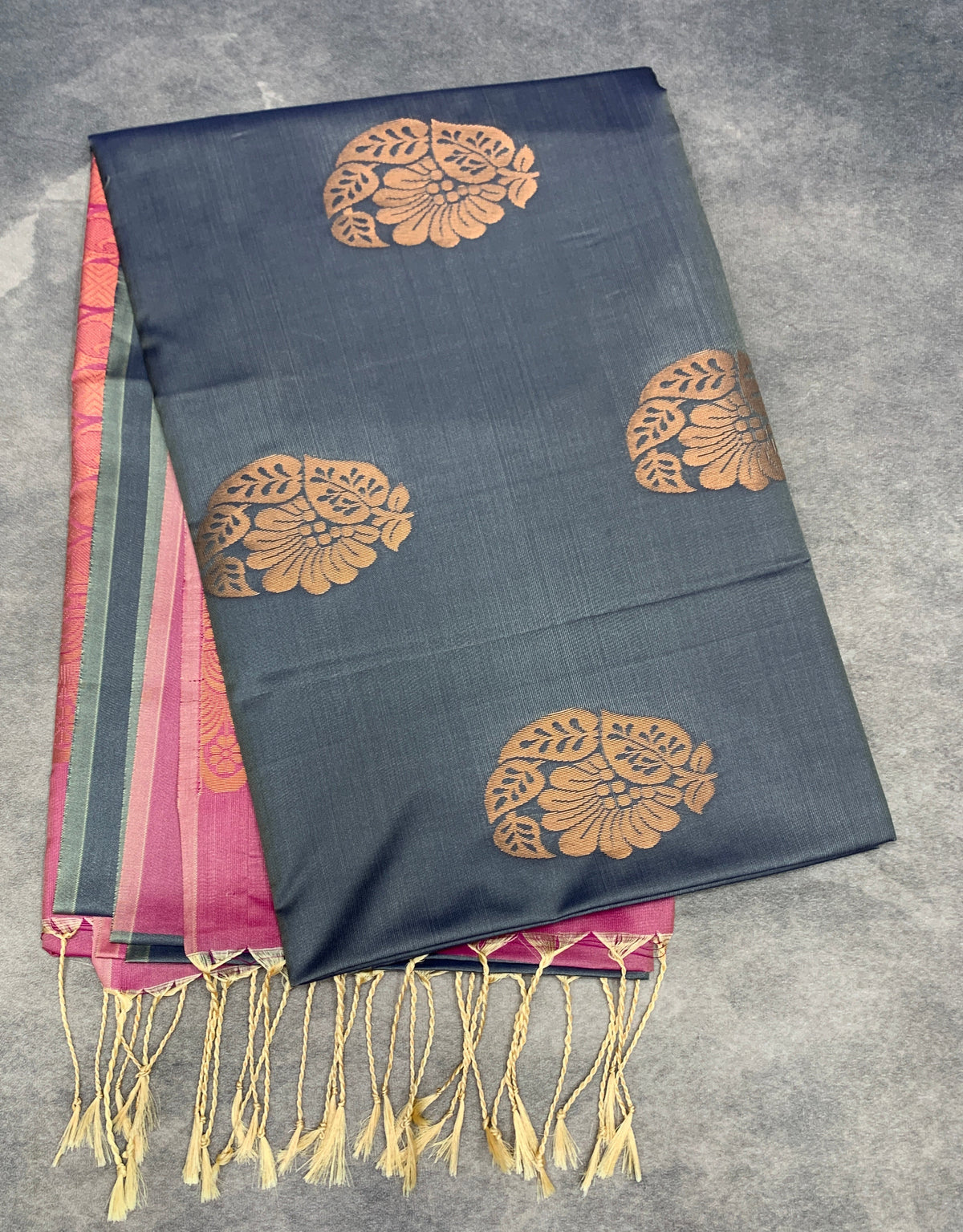 Art Silk Saree Grey Colour with Borderless