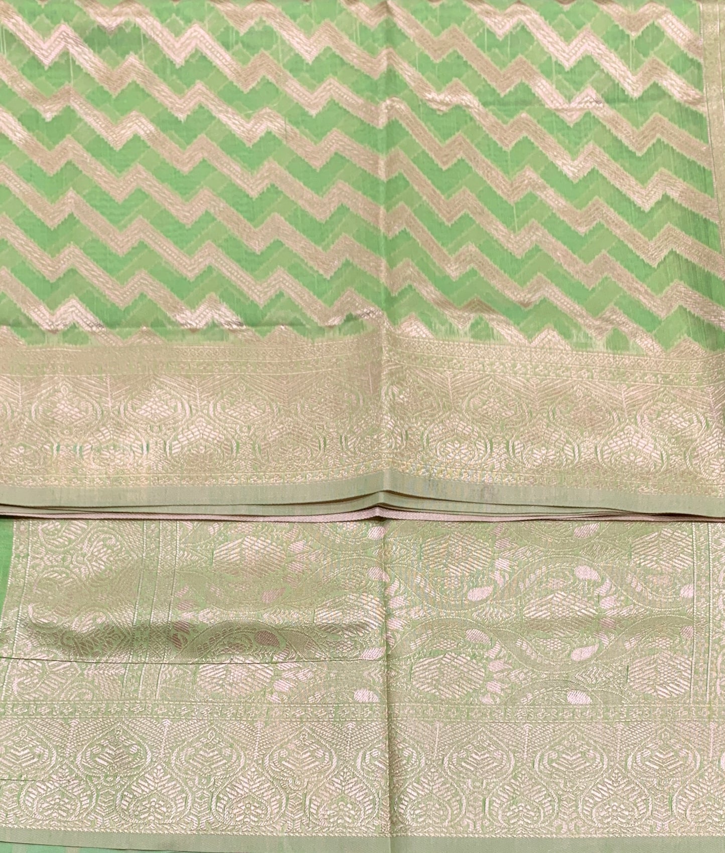 Banaras Katan Saree Apple Green Colour with Katan Work Border