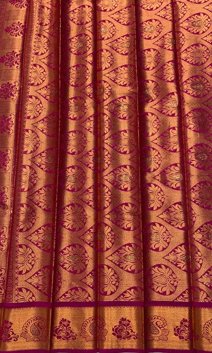 Vegan Silk Saree Green Colour with Copper and Magenta Border