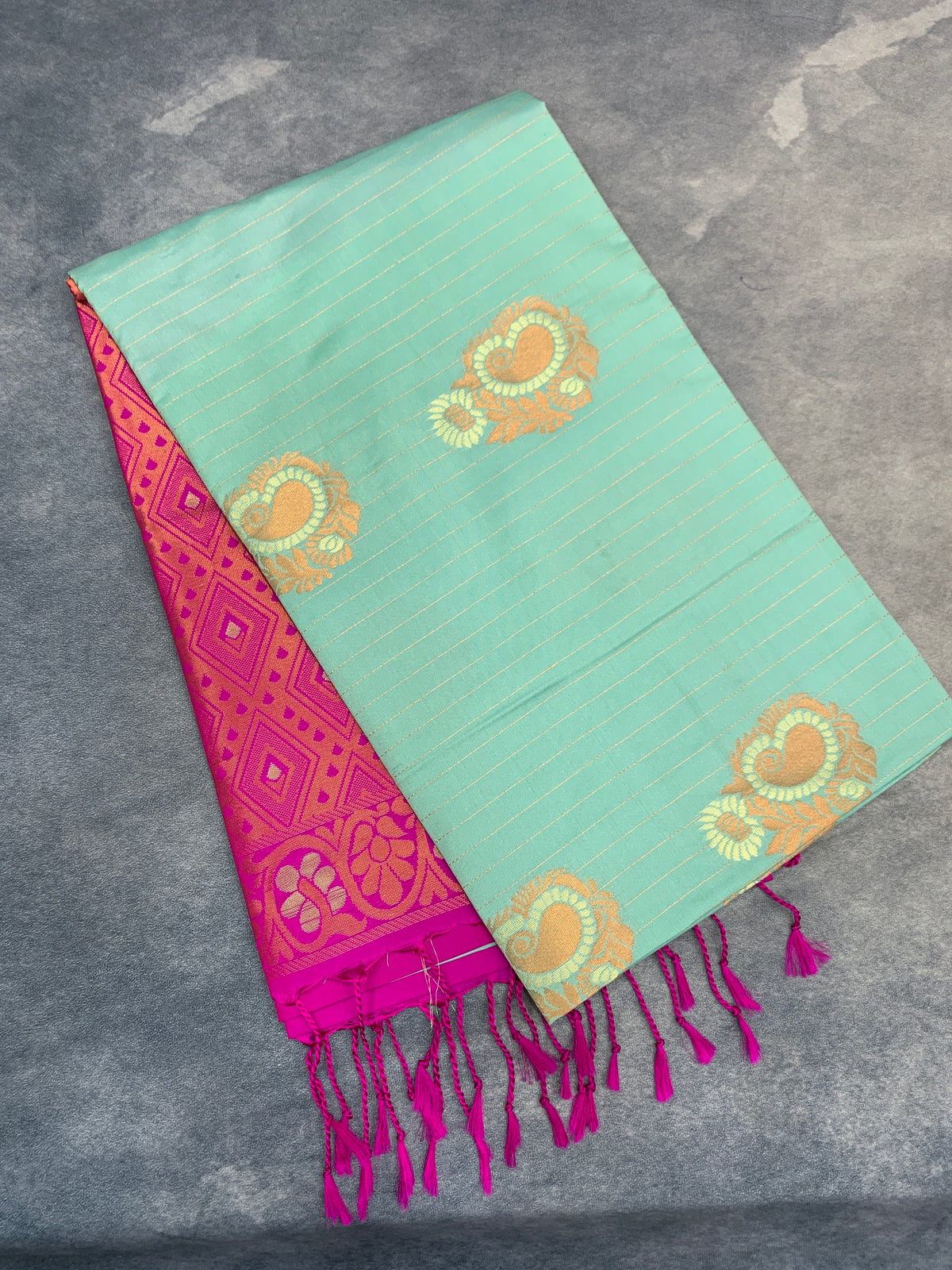 Art Silk Saree Light Mint Green Colour with Borderless