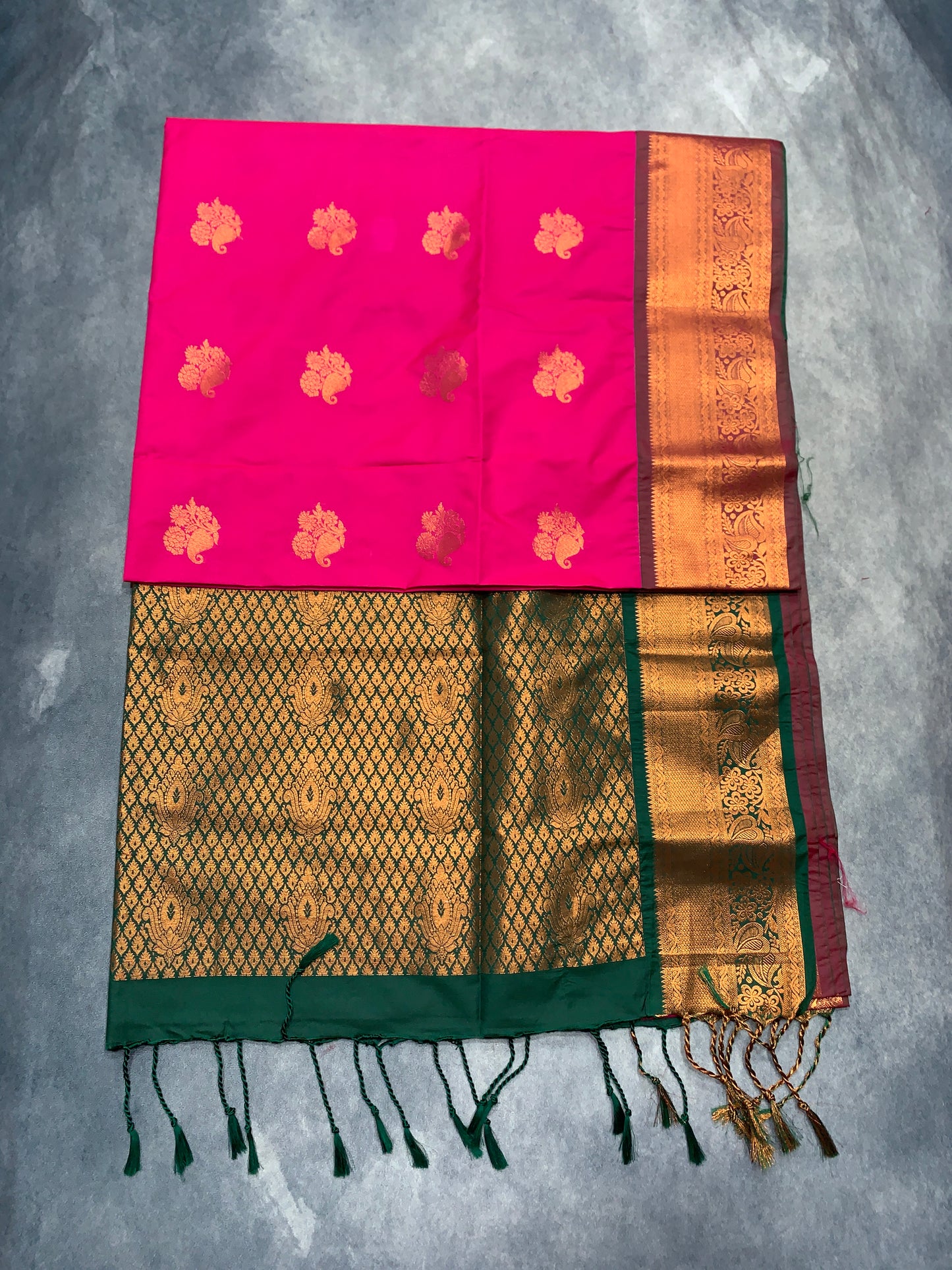 Soft Vegan Silk Saree Pink Colour with Green and Copper Border