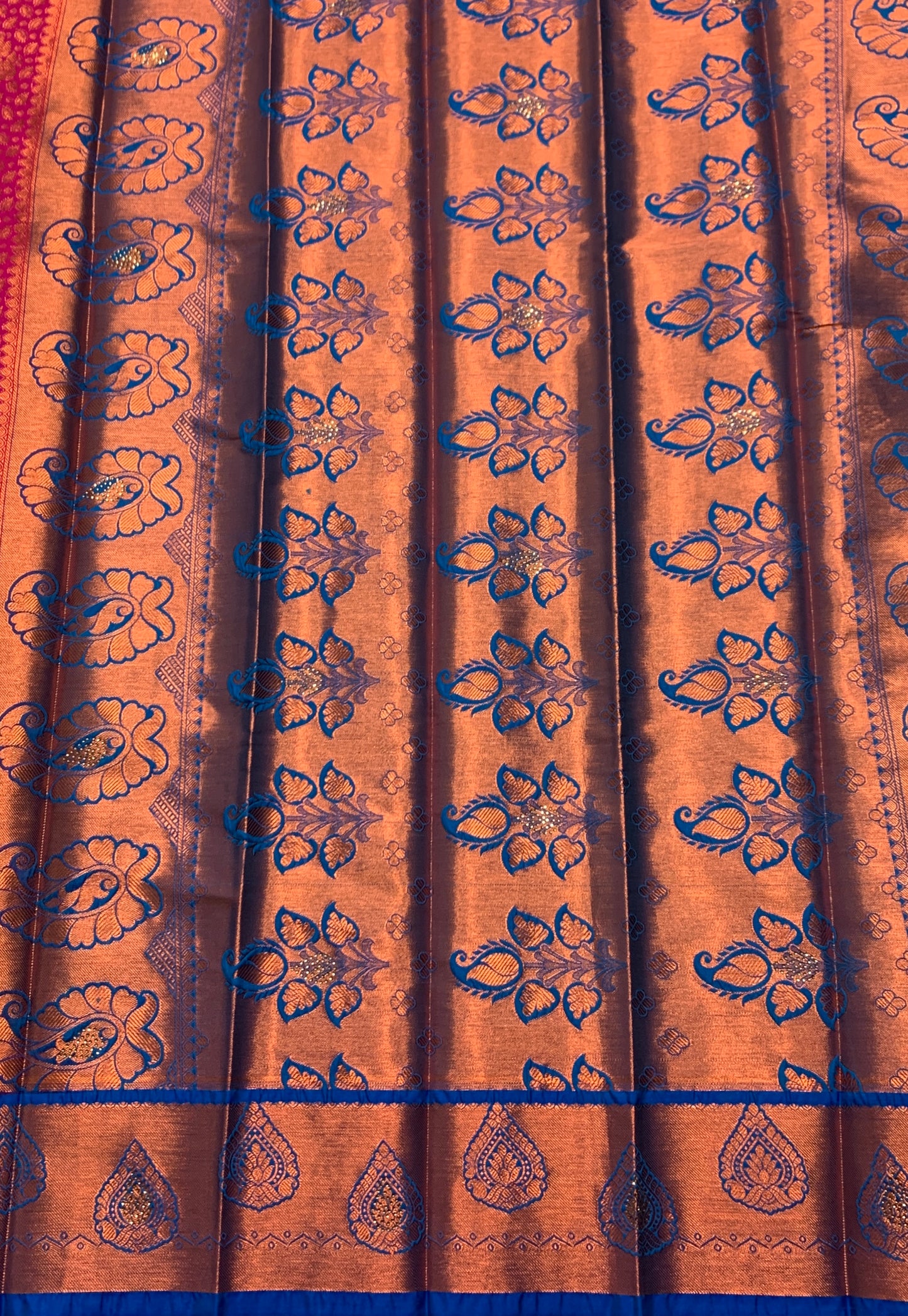 Vegan Silk Saree Pink Colour with Copper and Blue Border