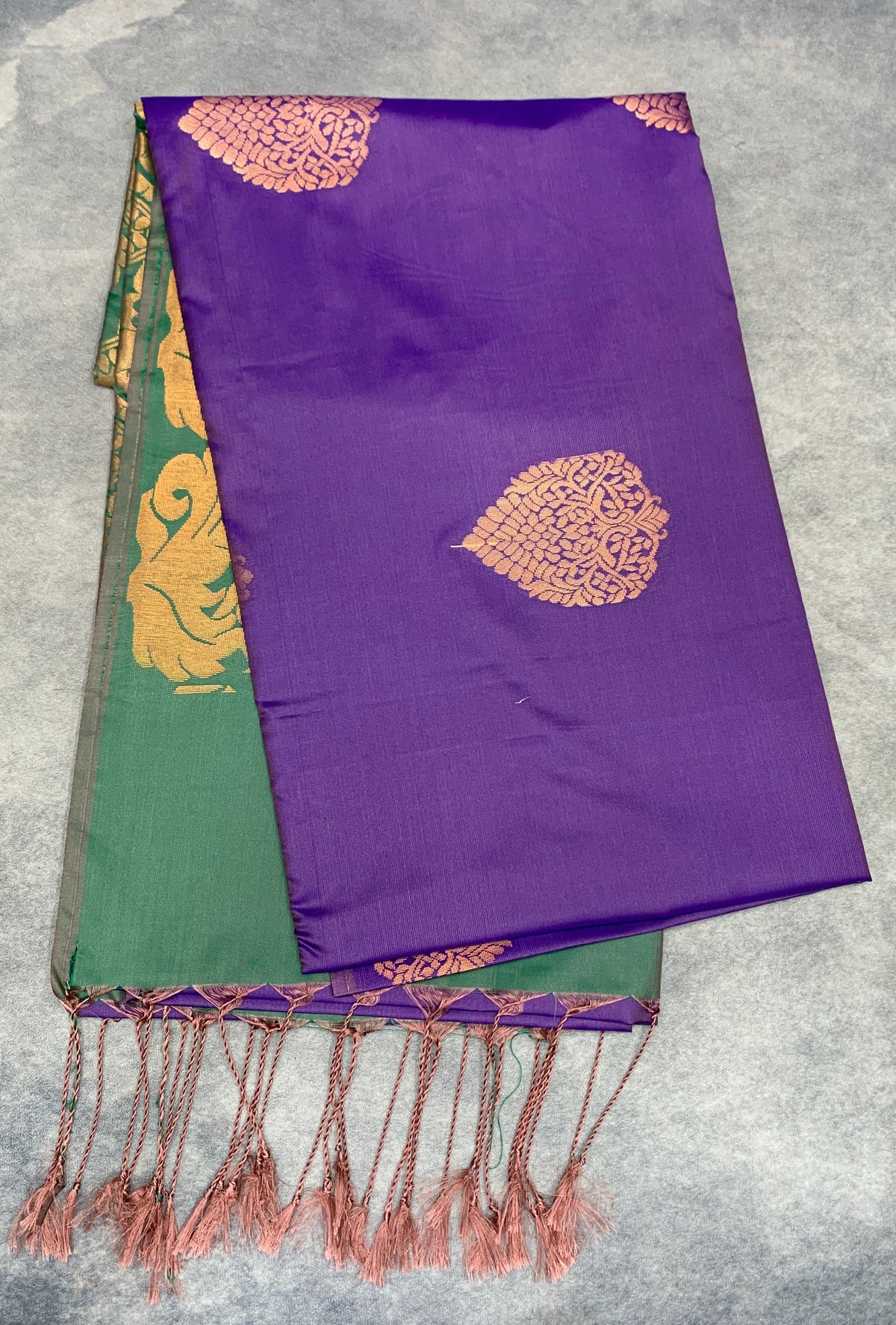Art Silk Saree Purple Colour with Borderless