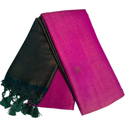 Pink shade Kuberra Pattu with Green Pallu