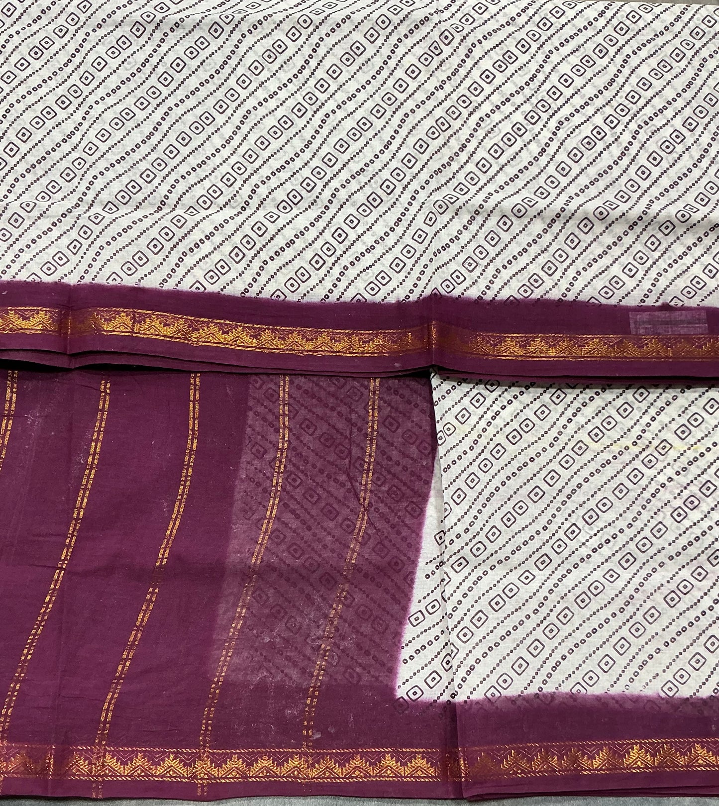 Chettinad Sungudi Cotton White Colour with Magenta Colour Border