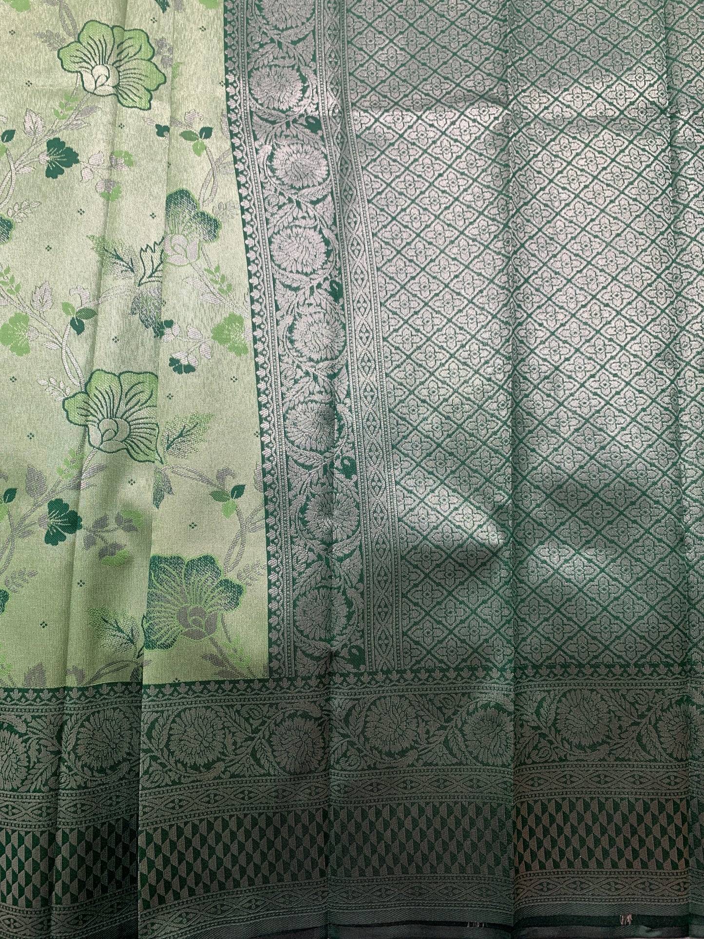 Art Silk Saree Pasi Green Colour with Dark Green Colour Border