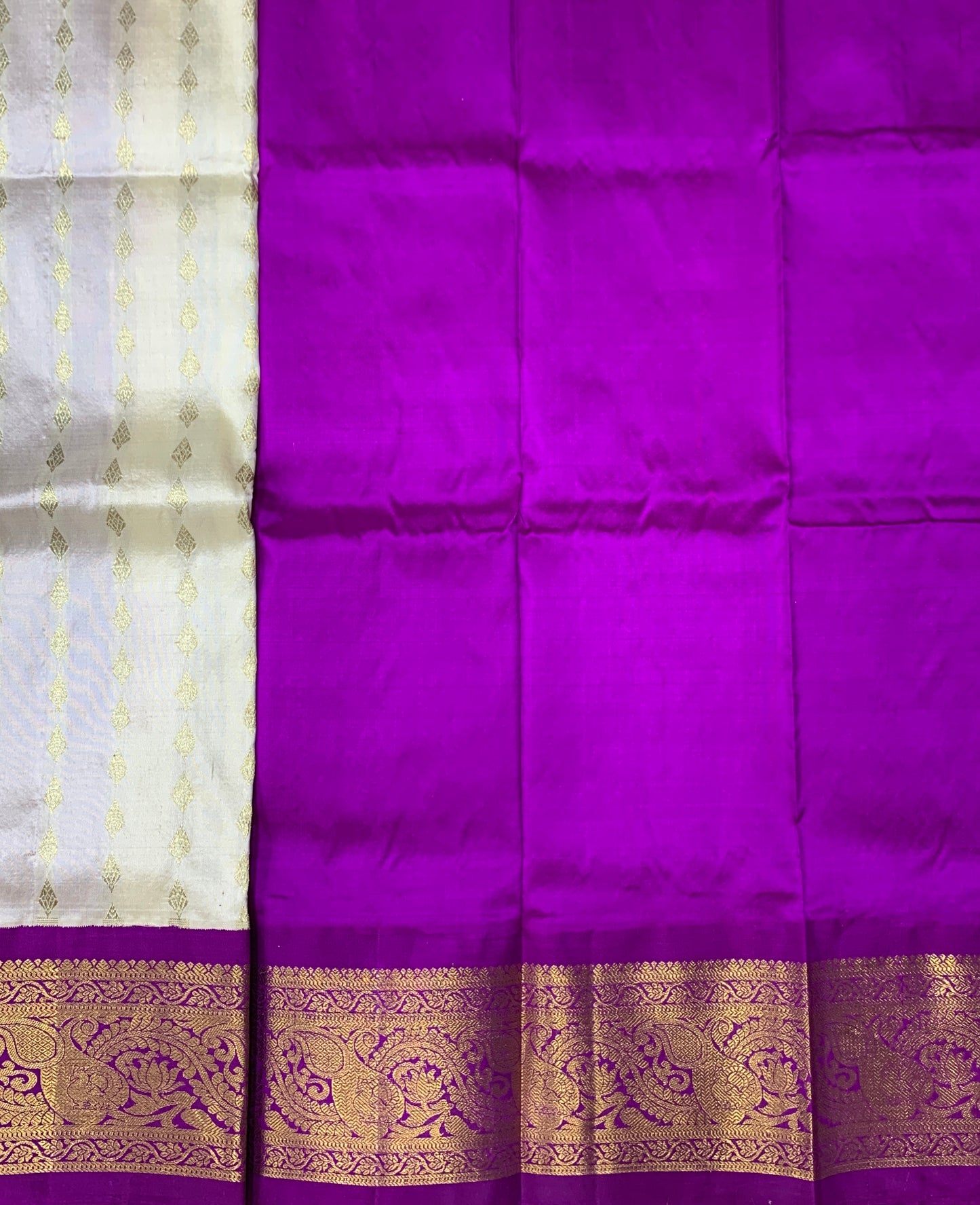 White Shade Pure kanchipuram Kids Pattu Pavadai with Contrast border for Newborn to 2 Years