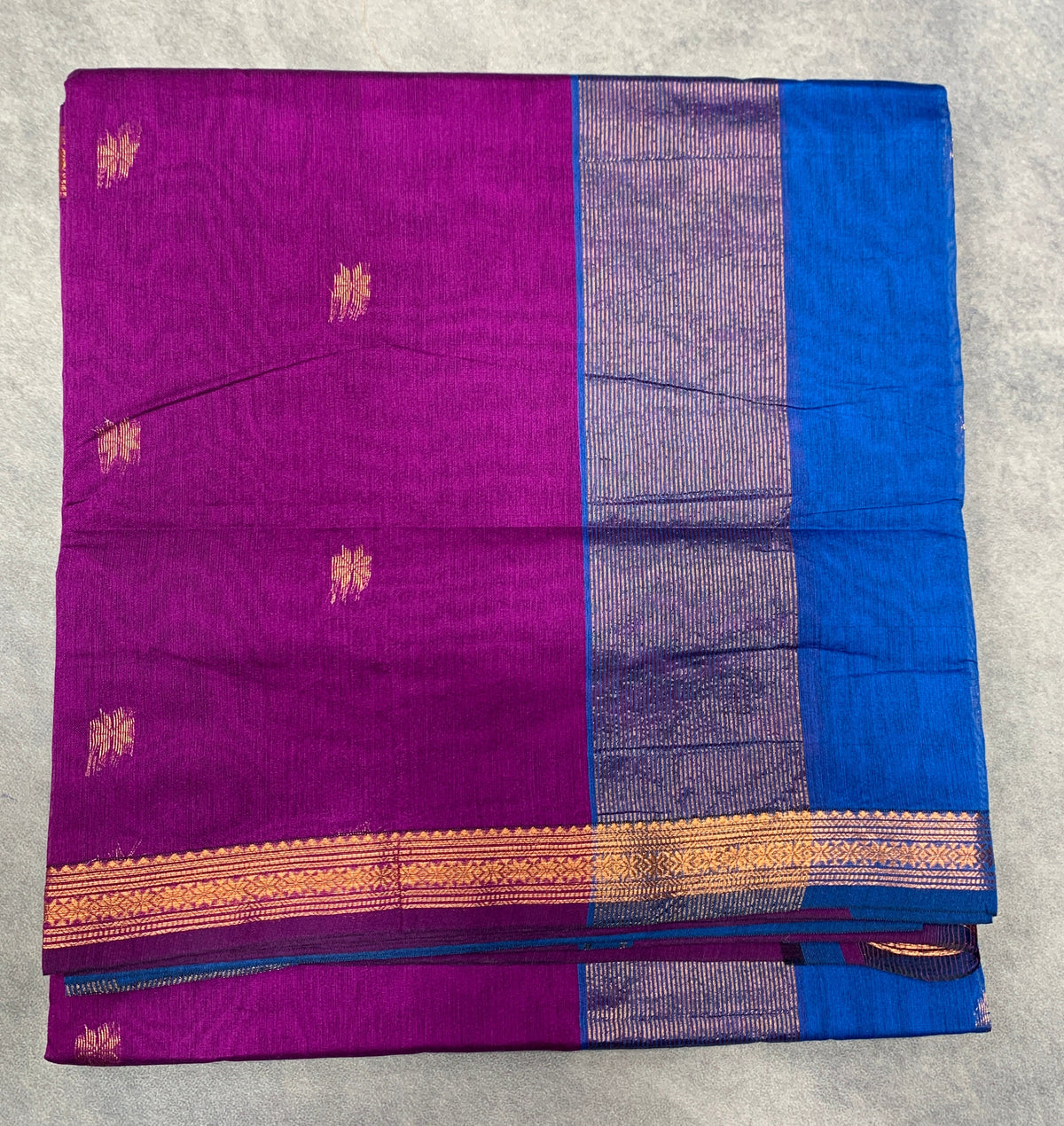 Magenta Colour Silk Cotton Saree with Copper Zari Border