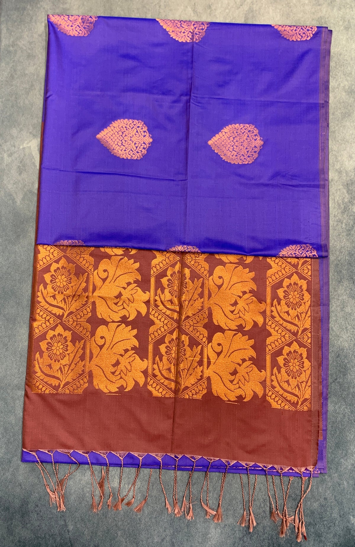 Art Silk Saree Purple Colour with Borderless