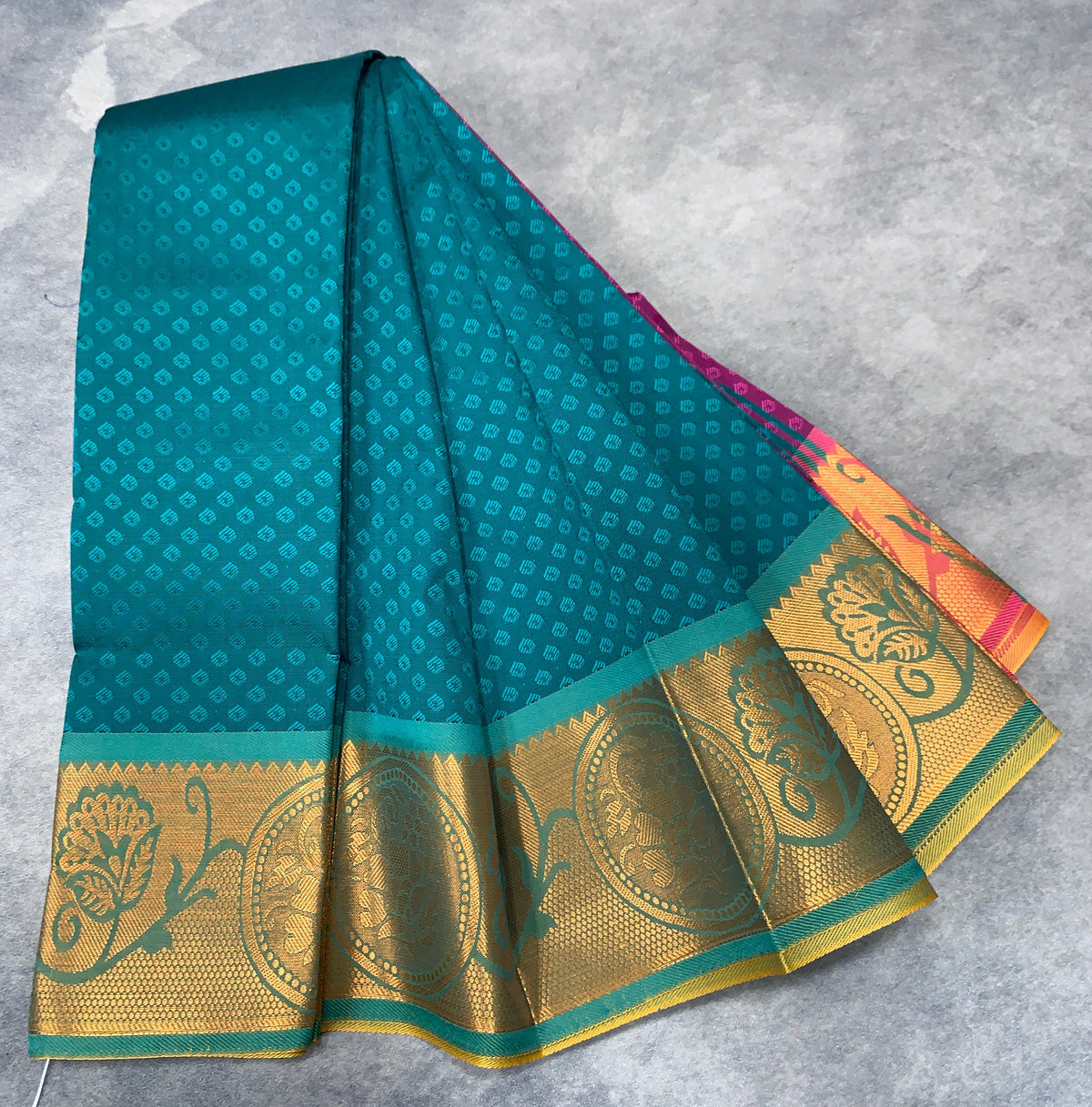 Synthetic Cotton Saree Rama Green Colour with Copper Border