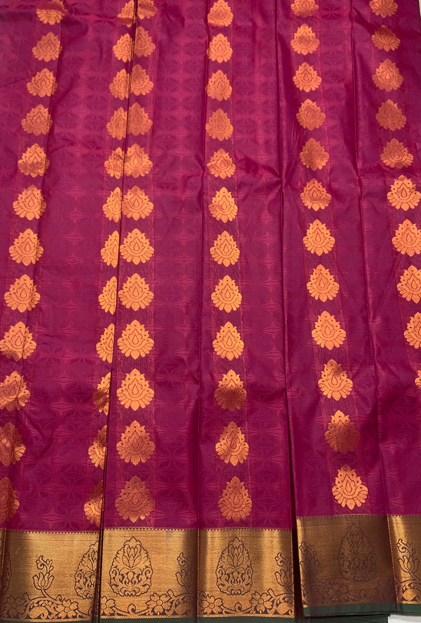 Vegan Silk Saree Magenta shade with Copper and Green Border