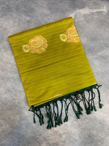 Art Silk Saree Mehandi Green Colour with Borderless