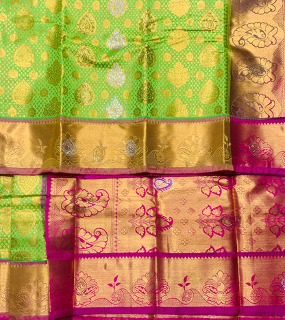 Vegan Silk Saree Apple Green Colour with Copper and Pink Border