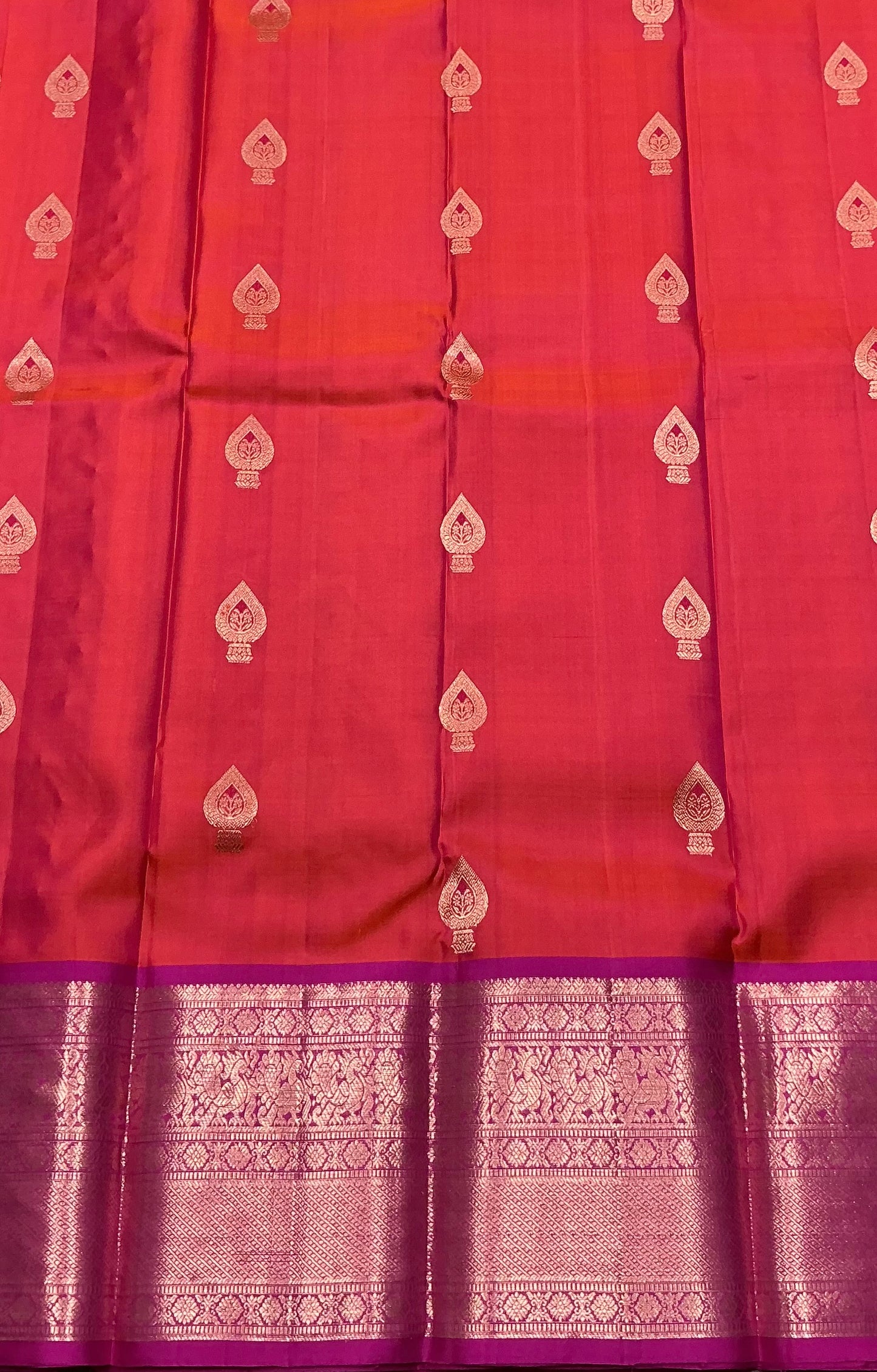 Pure Kanchipuram Silk Saree Peachish Pink Colour with Pink Boder