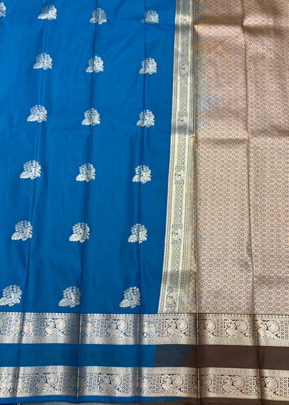 Soft Silk Casual Saree Sky Blue Colour with Rettai Pettu Border