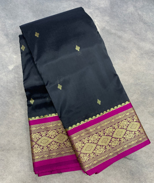 Block Colour Saree with Golden and Pink Border