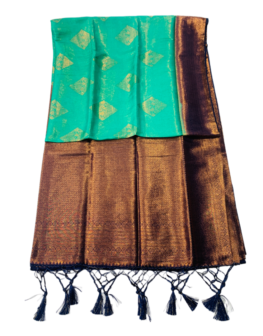 Green shade kuberra pattu with Navy Blue Pallu