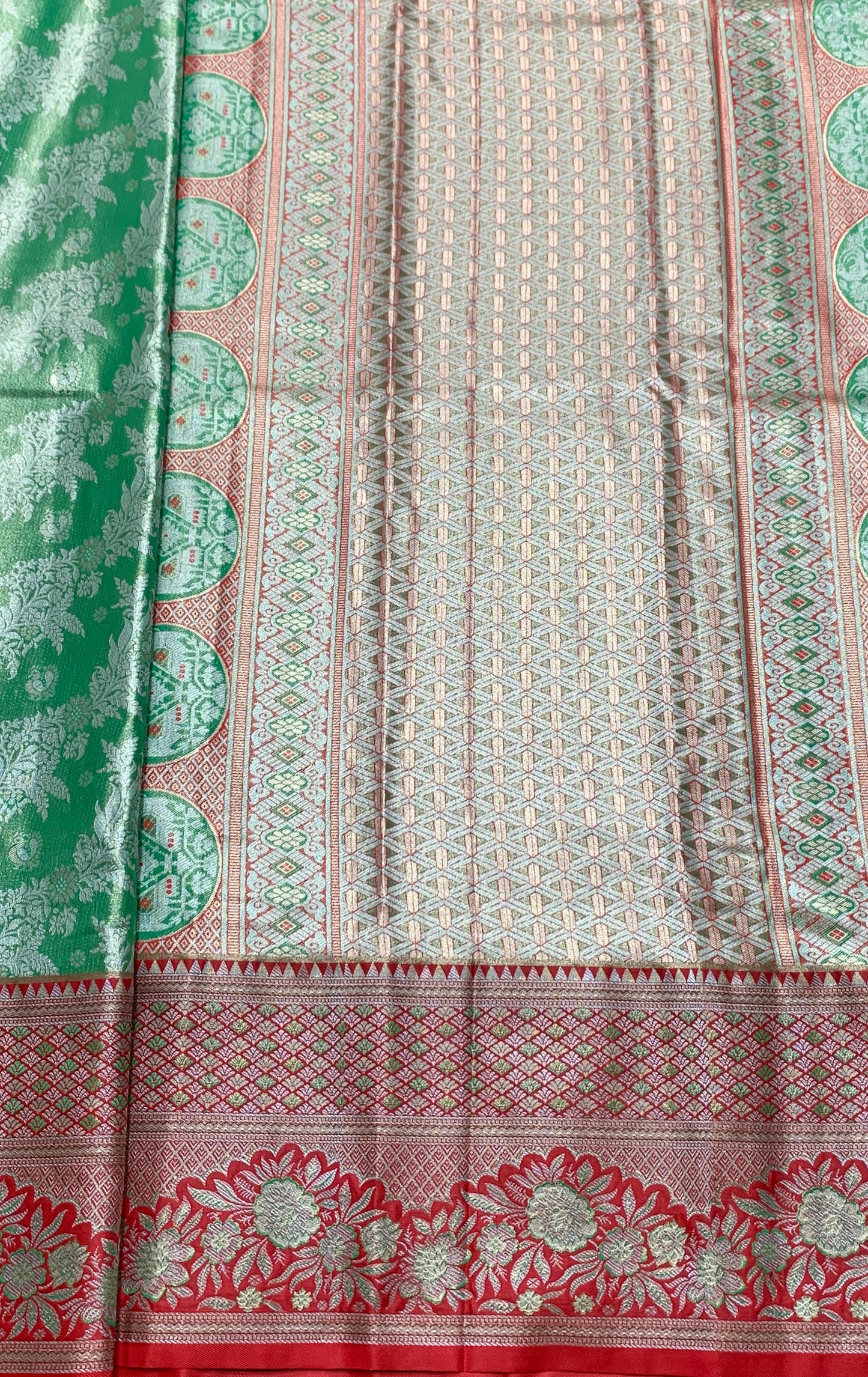 Rama Green Colour Soft kanchi pattu with Red Colour Border