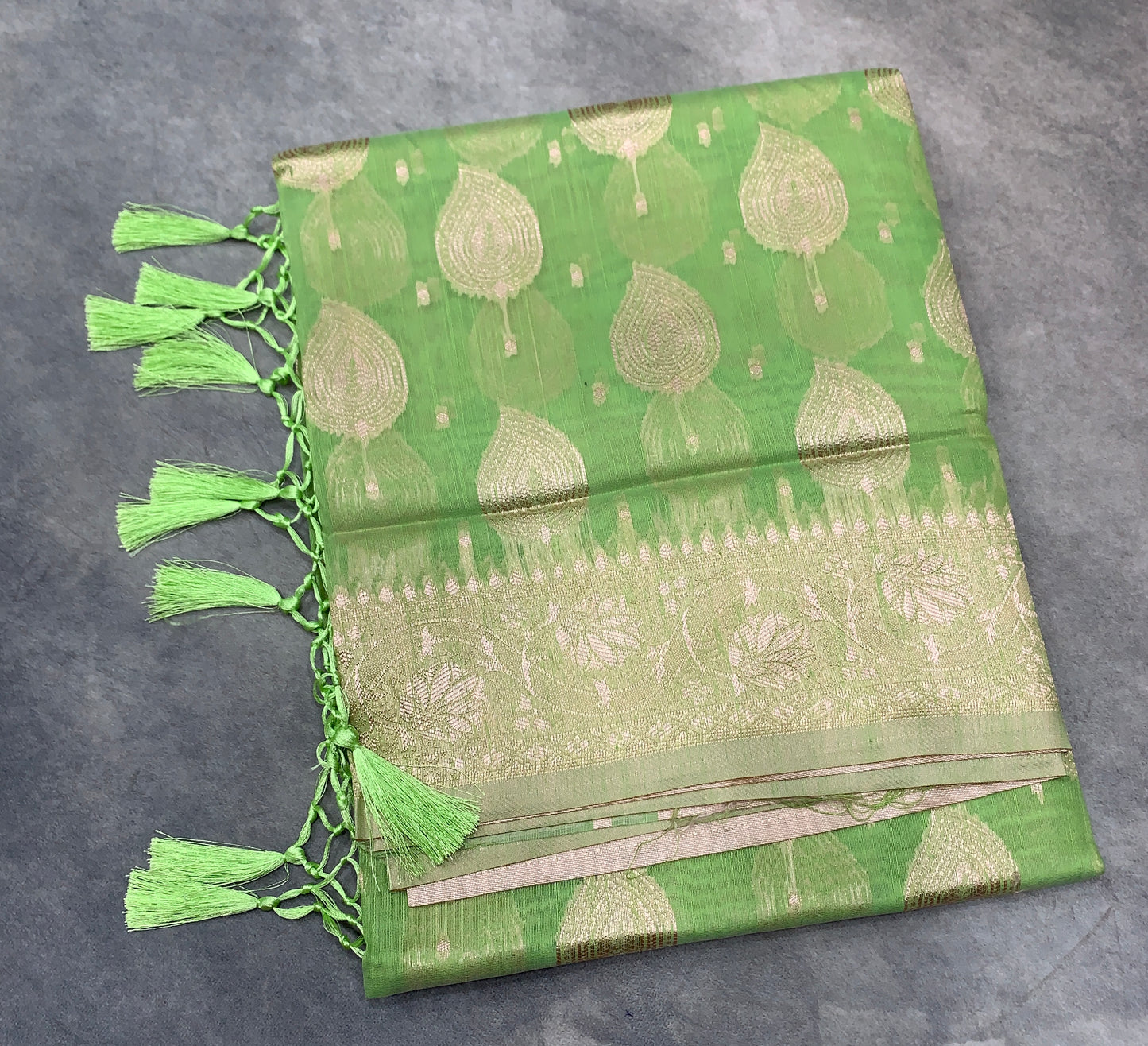 Banaras Katan Saree Apple Green Colour with Katan Work Border