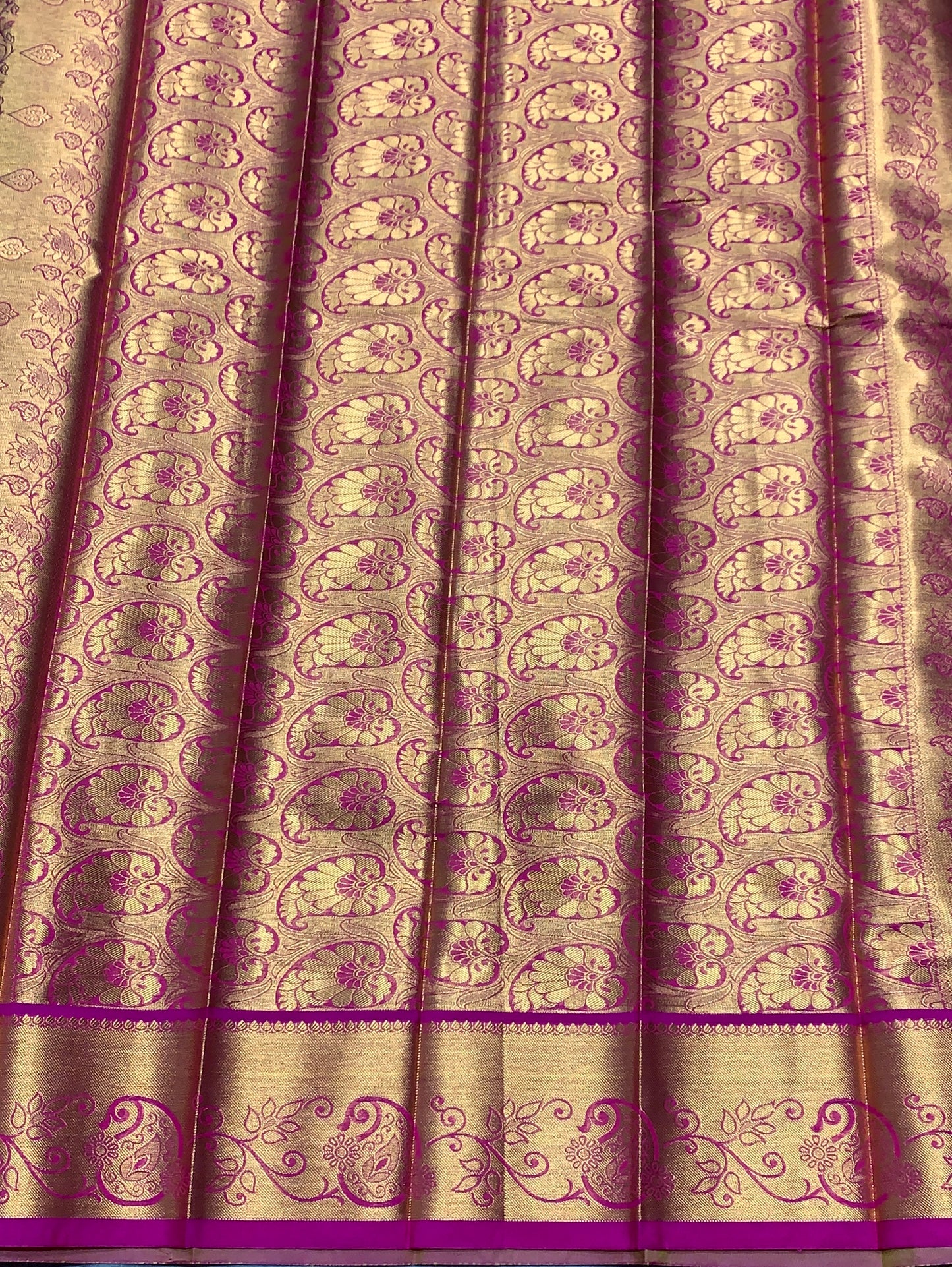Vegan Silk Saree Apple Green Colour with Pink and Copper Border