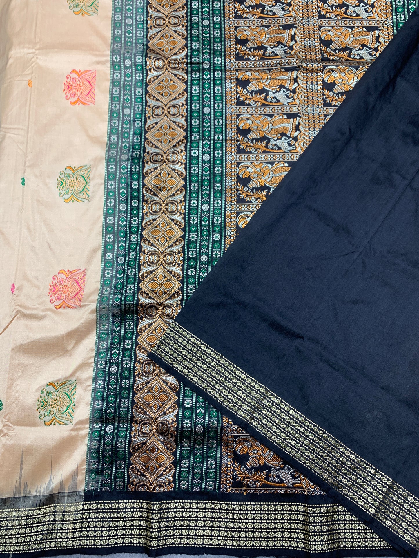 Pure Kanchipuram Silk Tussar Colour with Block Colour Thread Work Border