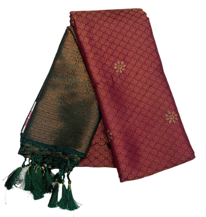 Brown shade kuberra pattu with Green Pallu