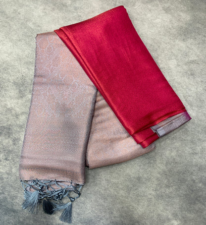 Soft Silk Saree Pink Colour with Gray Pallu
