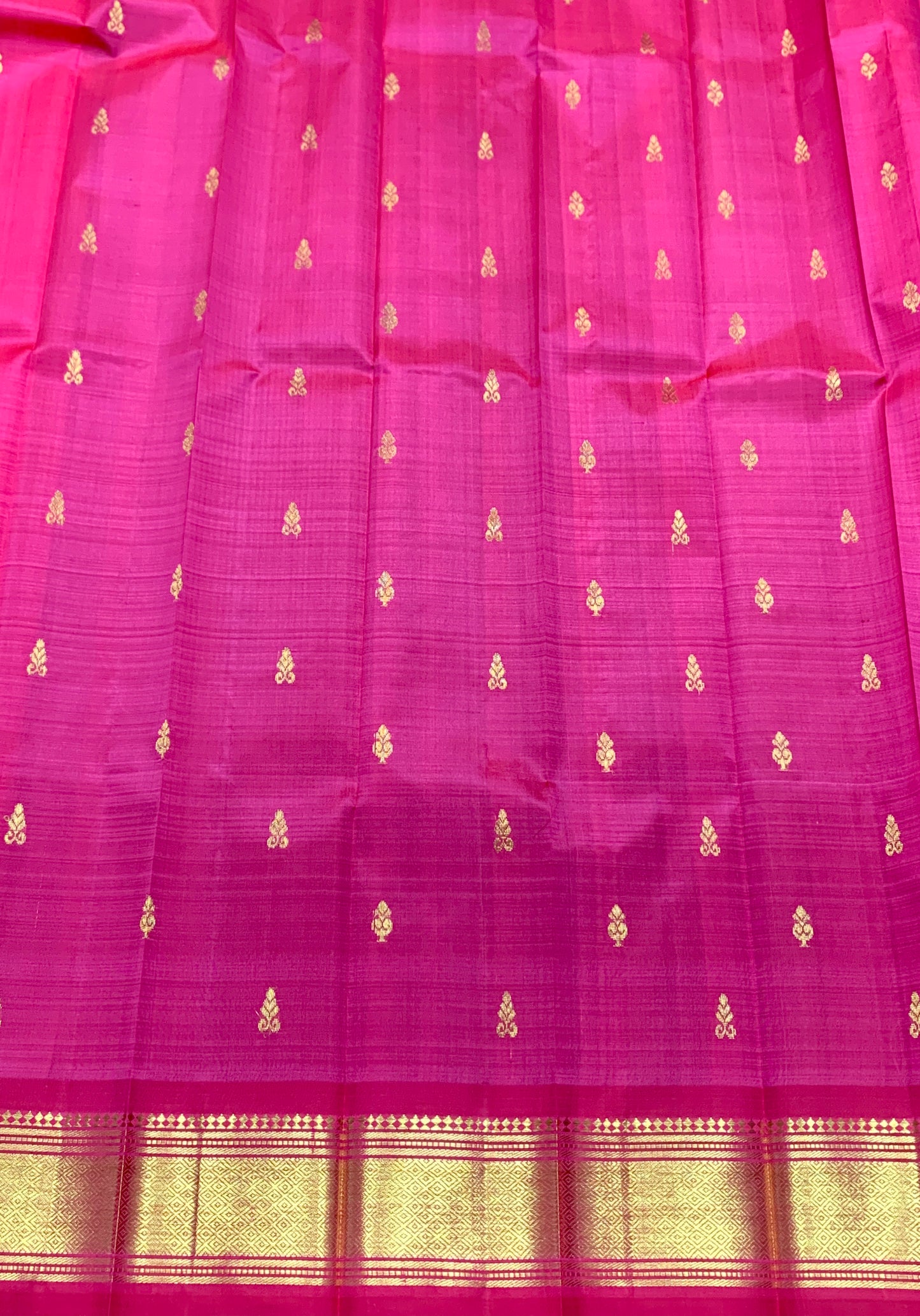 Pure Kanchipuram Silk Saree Tomato Pink Colour with Gold Zari Border