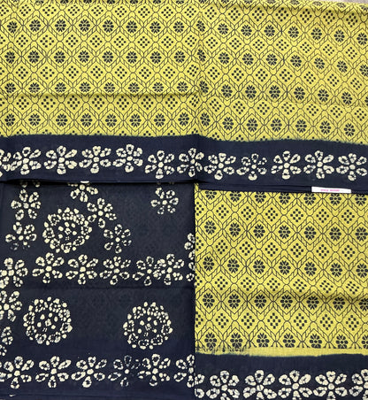 Chettinad Sungudi Cotton Lime Green Colour with Navy Blue Colour Border