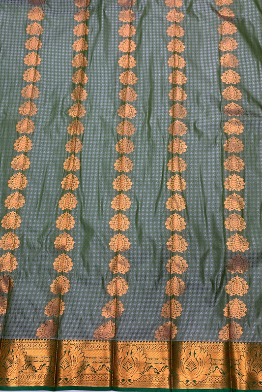 Vegan Silk Saree Green shade with Copper Border