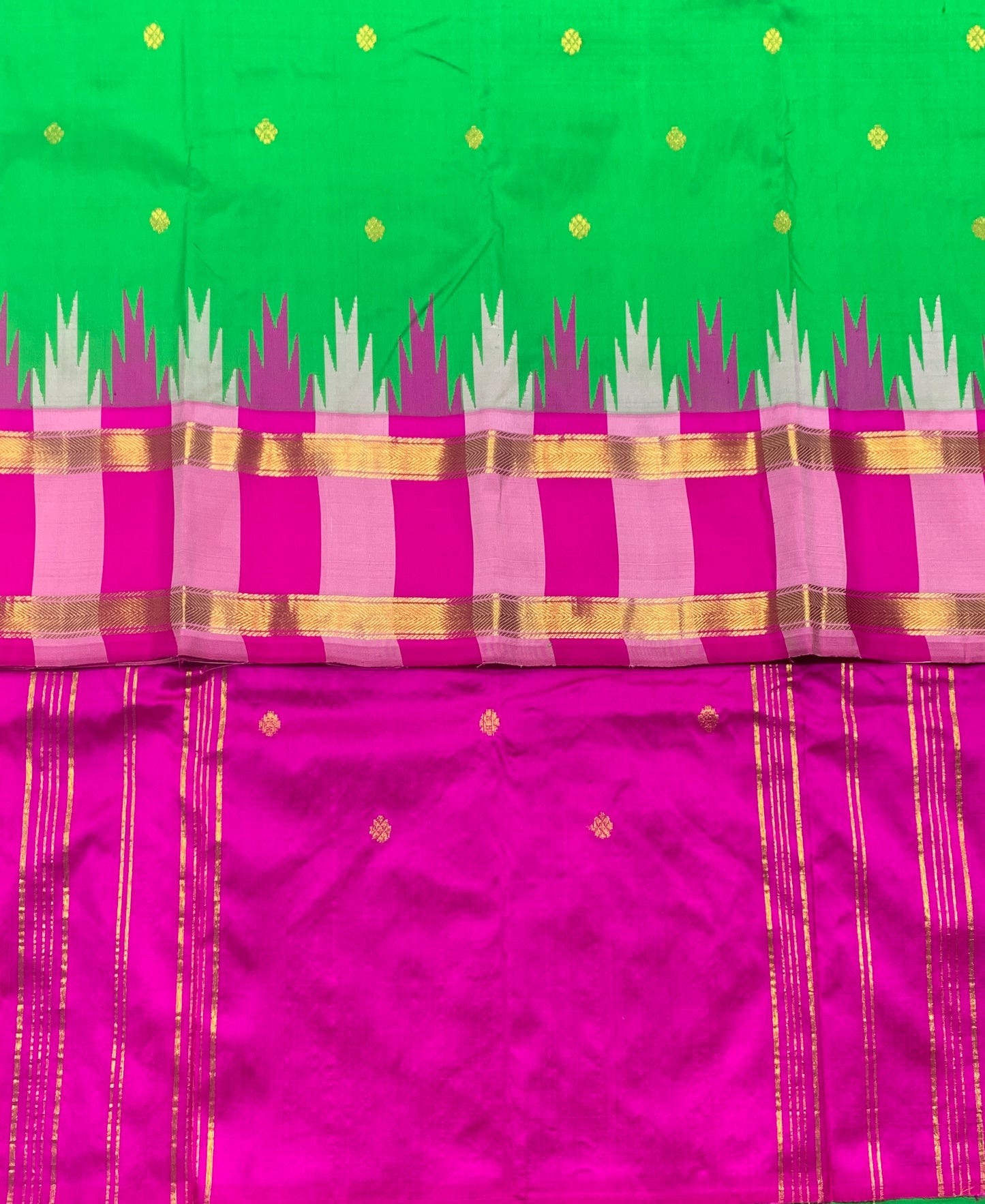 Pure Kanchipuram Silk Saree Light Green Colour with Rettai Pettu Border-(One Side Border)