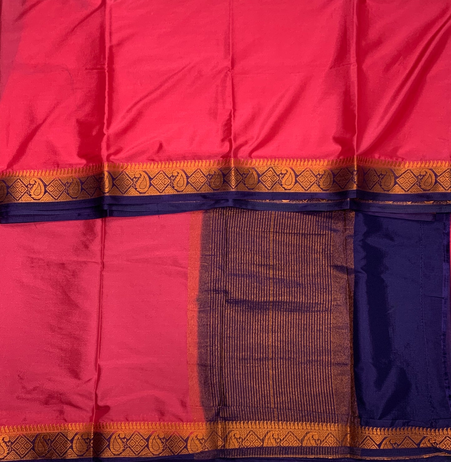 Crepe Saree Red Pink Colour with Navy Blue Border