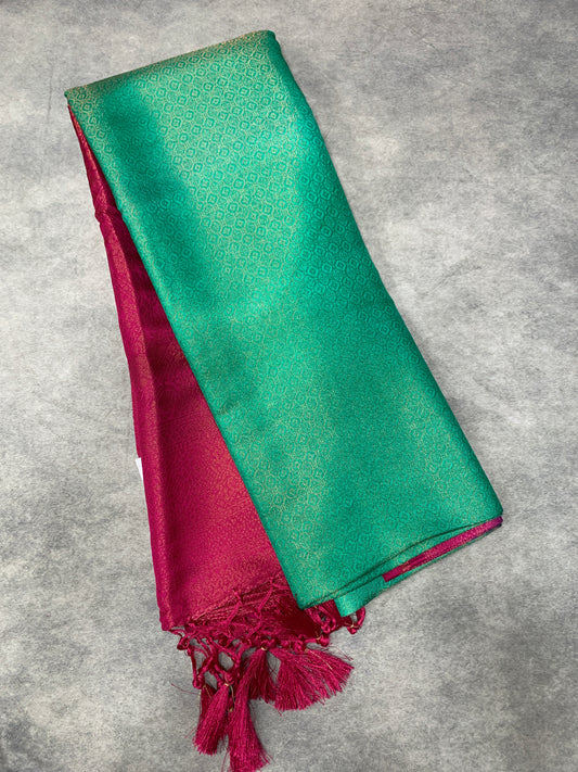 Soft Silk Saree Sapphire Colour with Pink Colour Pallu