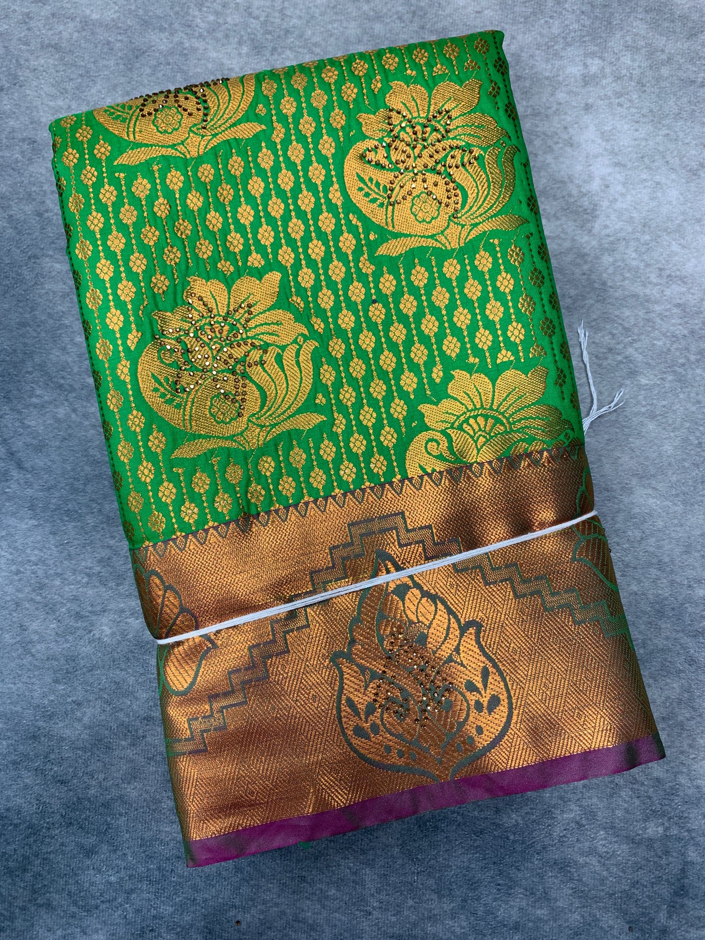 Vegan Silk Saree Light Green Colour with Copper and Magenta Border
