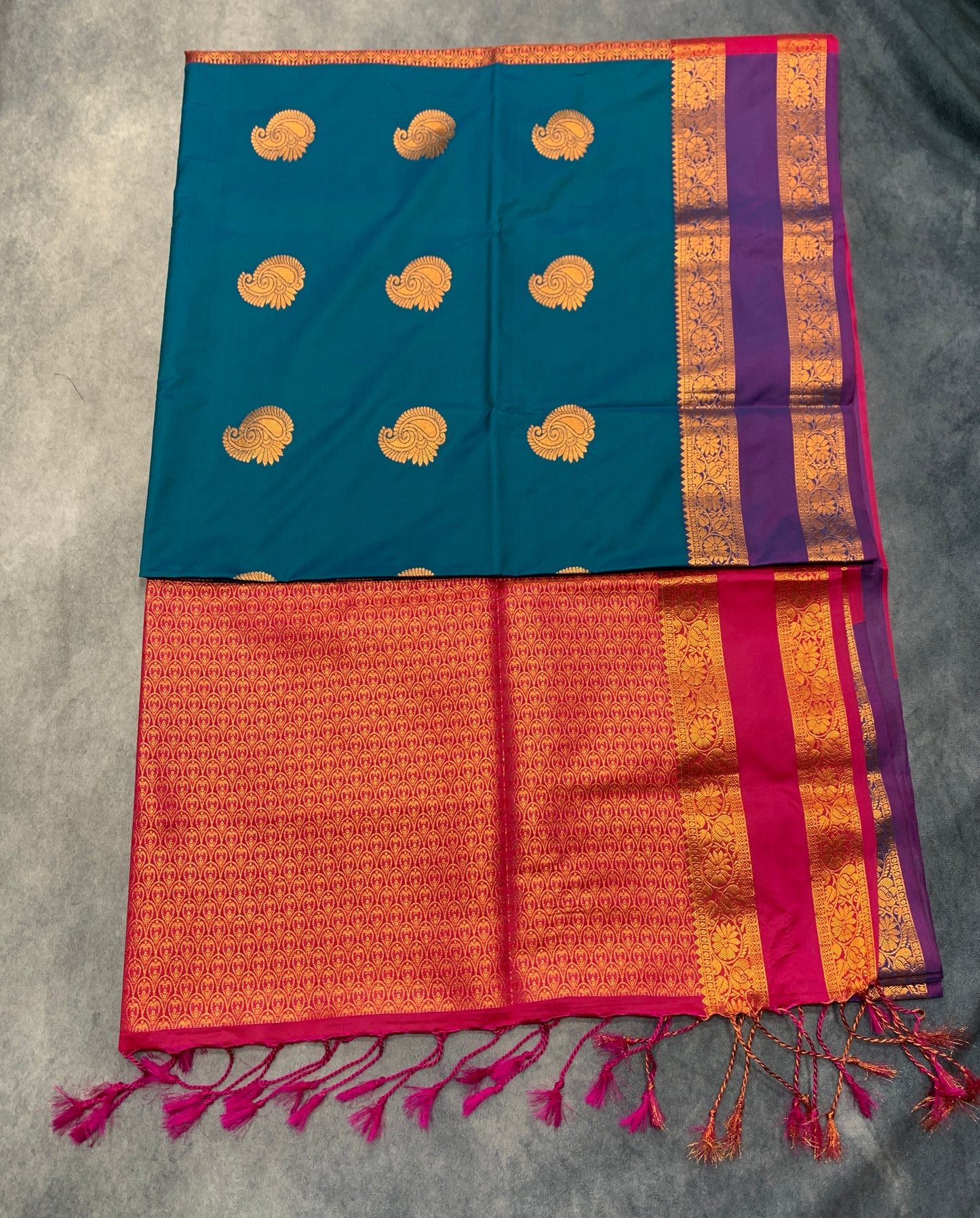 Soft Vegan Silk Saree Peacock Green Colour with Rettai Pettu Border