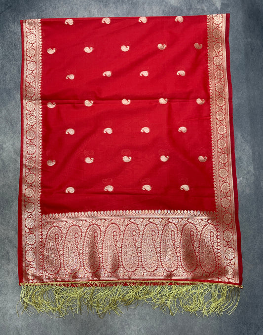 Red Colour Facilitation Shawl Ponnadai