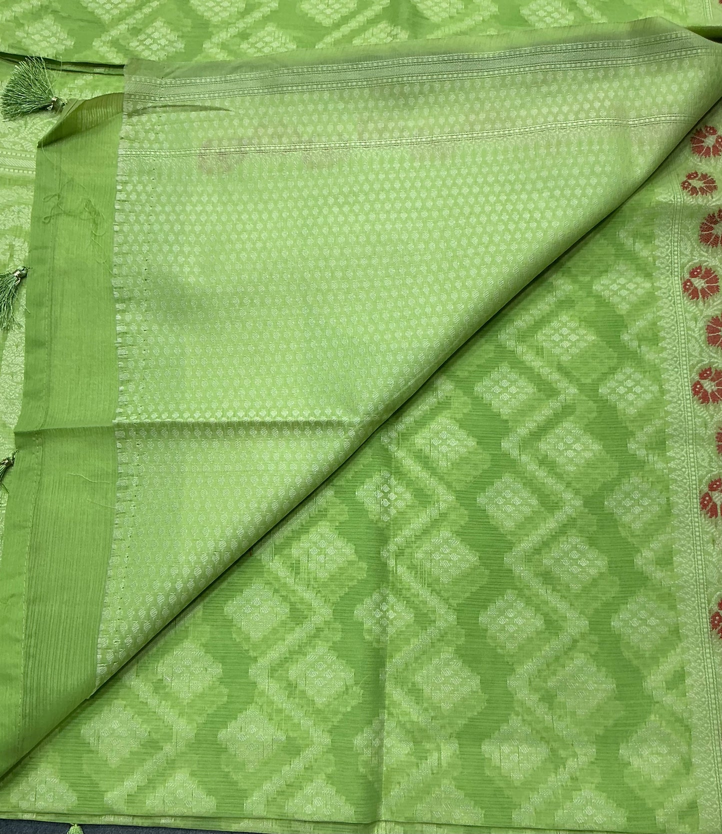 Chettinad Cotton Saree Lime Green Colour with Red Floral Motifs Sliver Zari Base Border