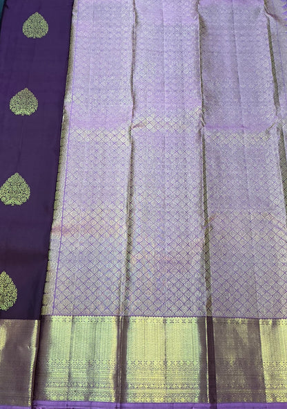 Pure Kanchipuram Silk Saree Wine Purple Colour Shade with Onion Pink Colour Border