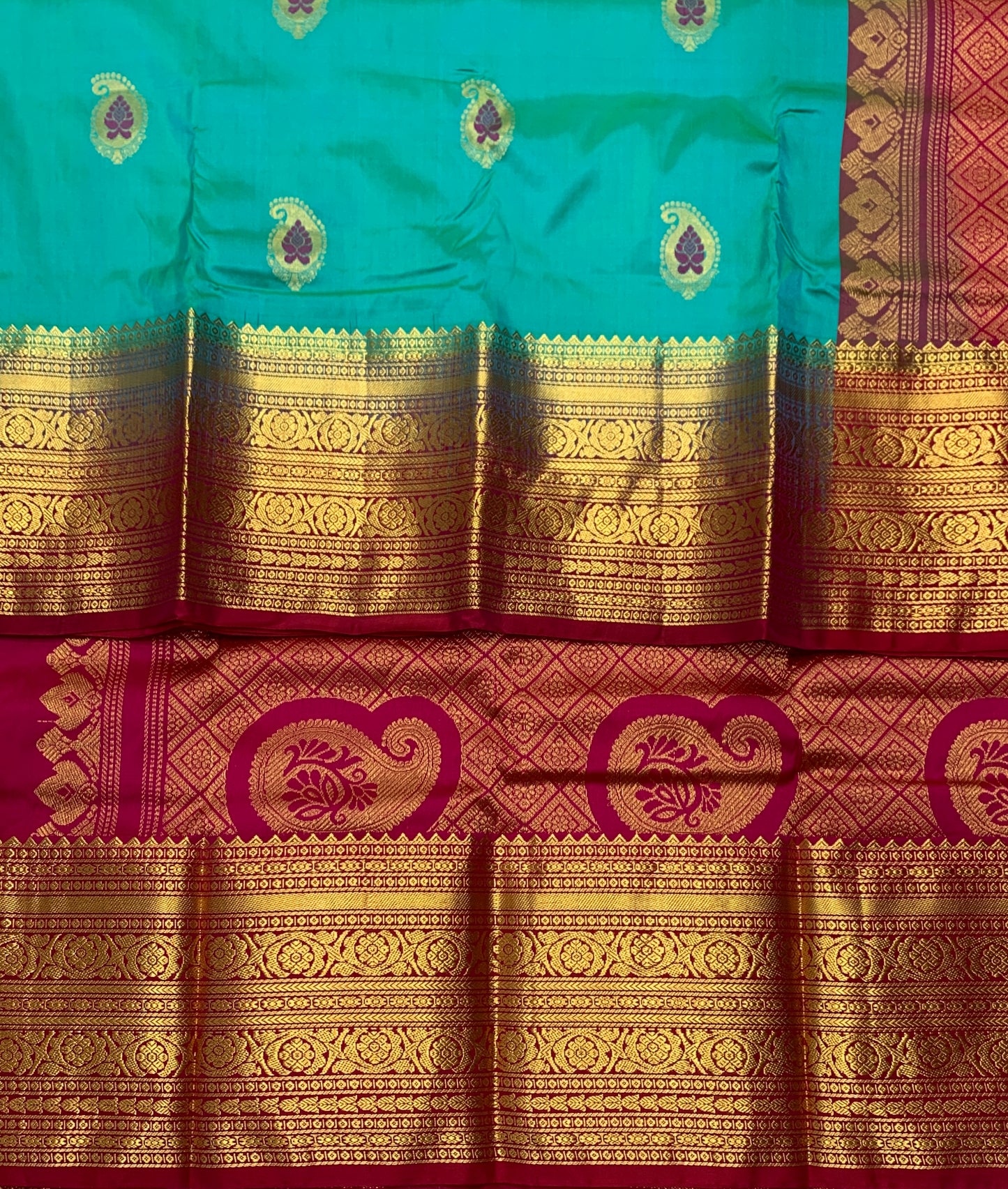 Pure Kanchipuram Silk Sapphire Blue Colour saree with Pink Border