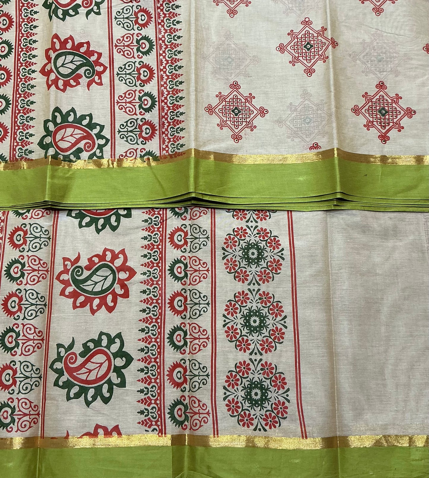Chettinad Sungudi Cotton Cream Colour with Olive Green Colour Border