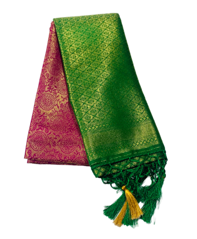 Pink shade kuberra pattu with Light Green Pallu