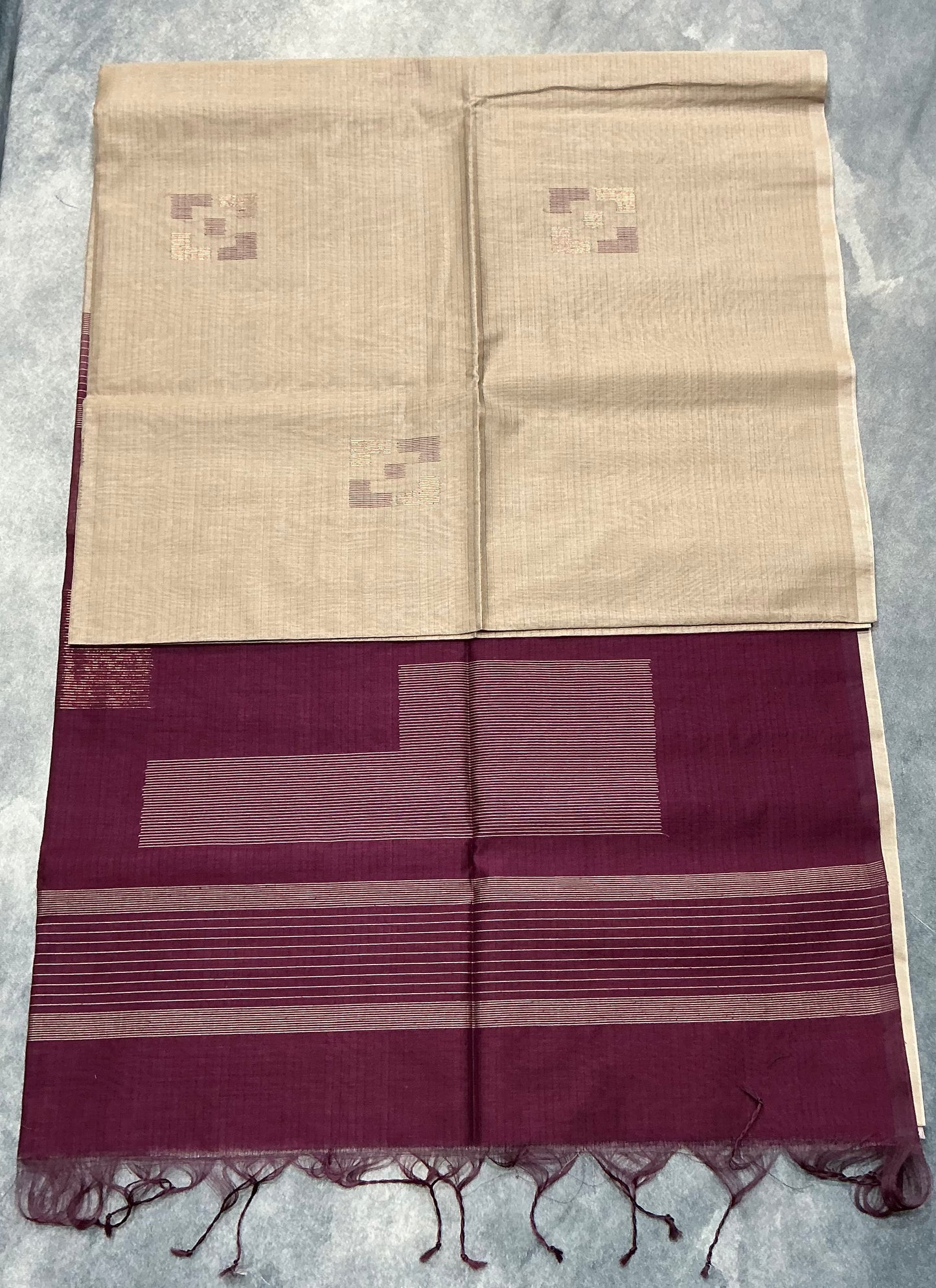 Tussar Shade Silk Cotton Saree with Border less