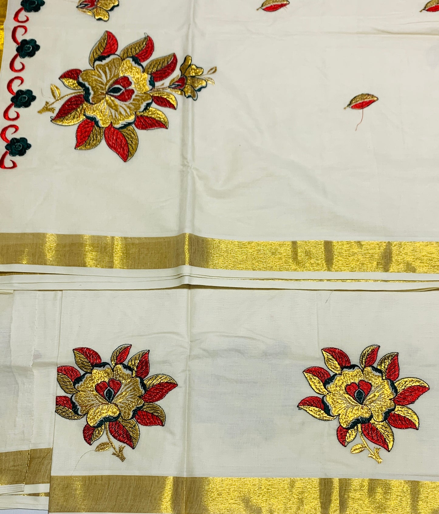 Kerala Cotton Saree Cream Colour with Floral Work Design