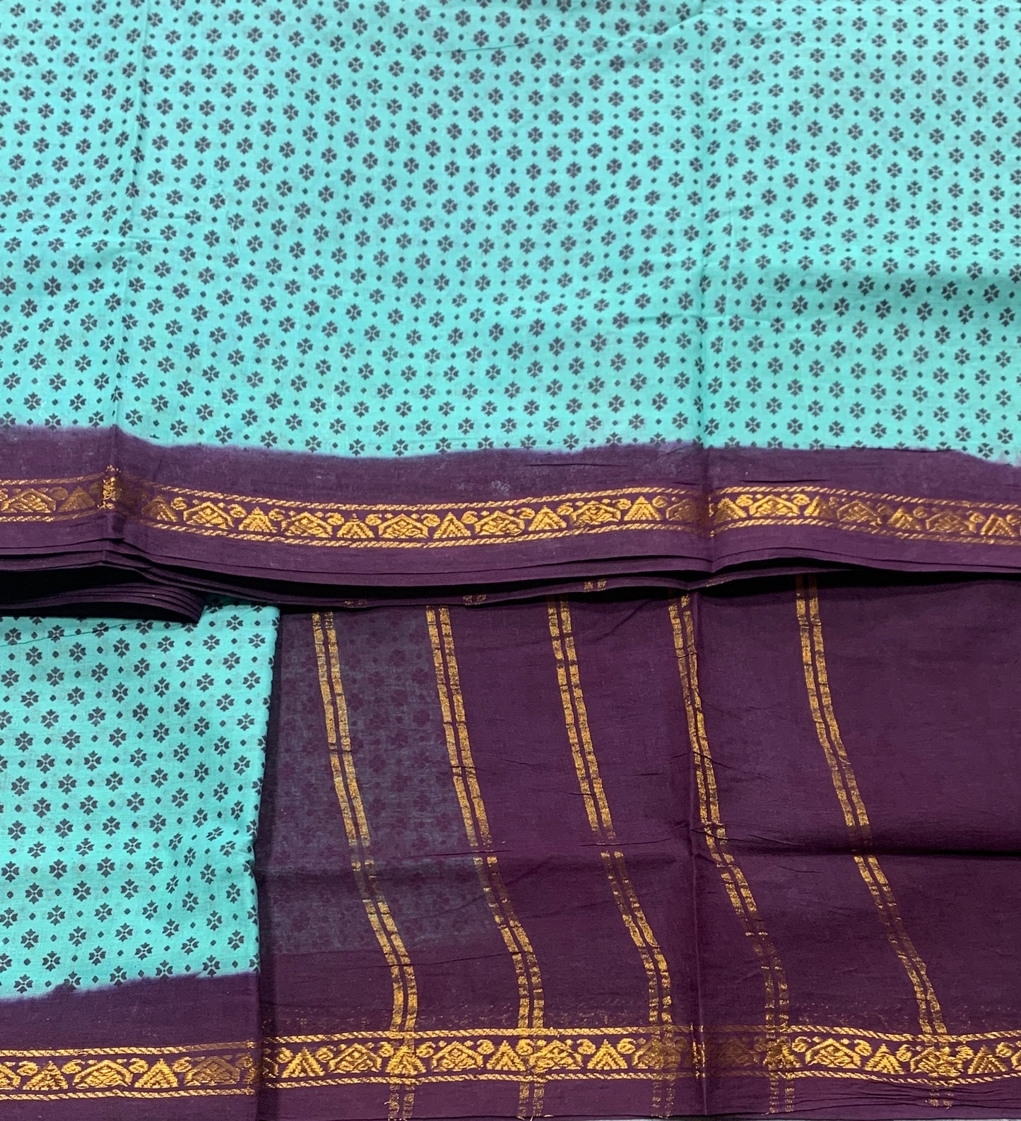 9 yards Cotton Saree Aqua Blue Colour with Dark Purple Border