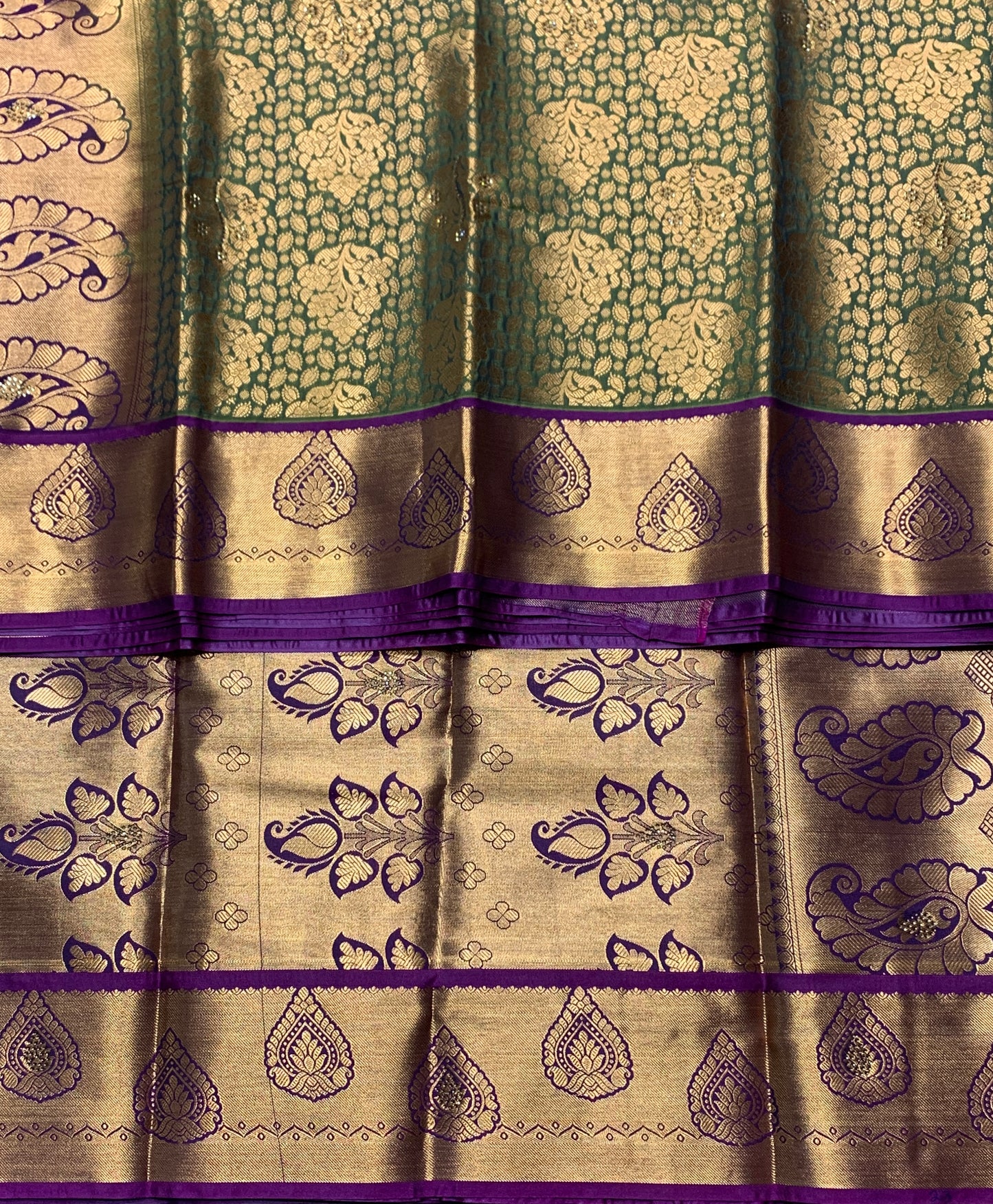 Vegan Silk Saree Olive Green Colour with Copper and Magenta Border
